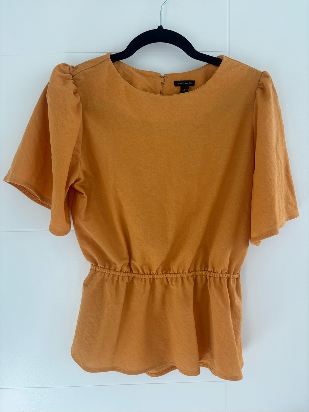 Ann Taylor Mustard Short Sleeve Peplum Top